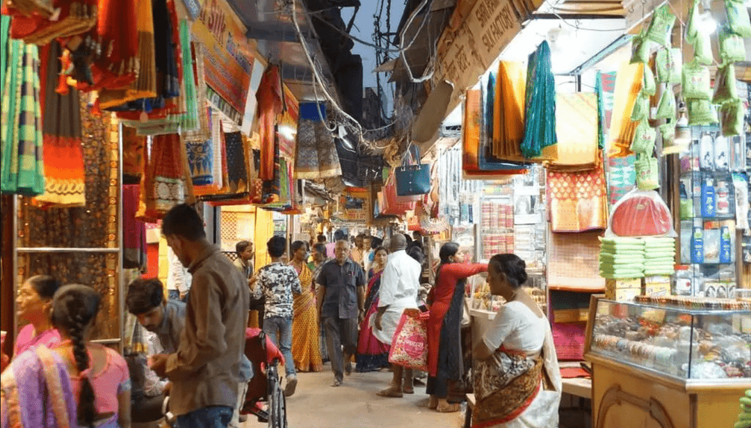 Gifting a Banarasi Saree: What Nobody Tells the Buyer Before They Spend