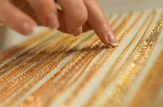 The Timeless Elegance of Zari in Banarasi Sarees