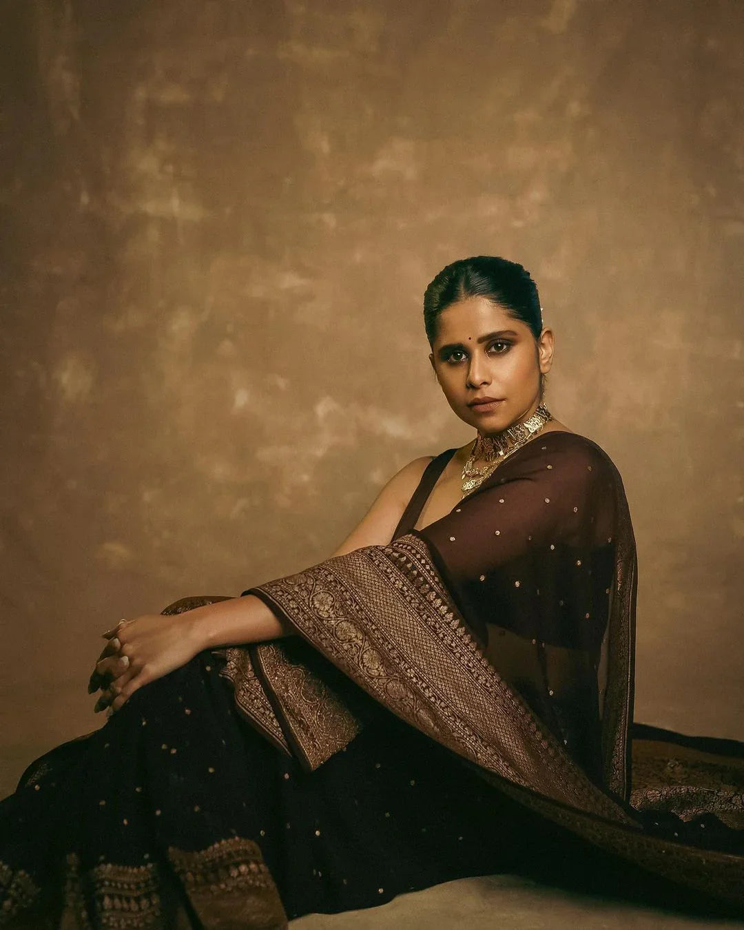 Celebrities in Aura Benaras – Saanjh Collection