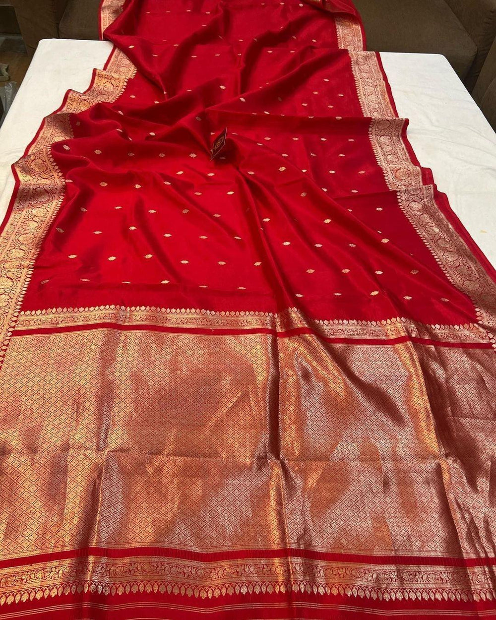 Red Pure Banarasi Handloom Silk Saree - Aura Benaras