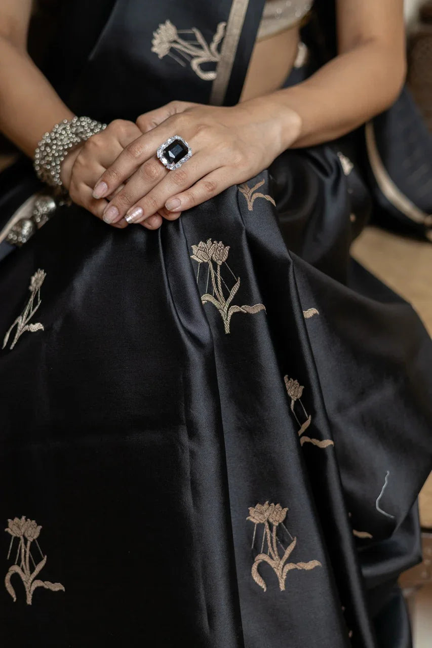 Black Pure Banarasi Handloom Mashru Silk Saree
