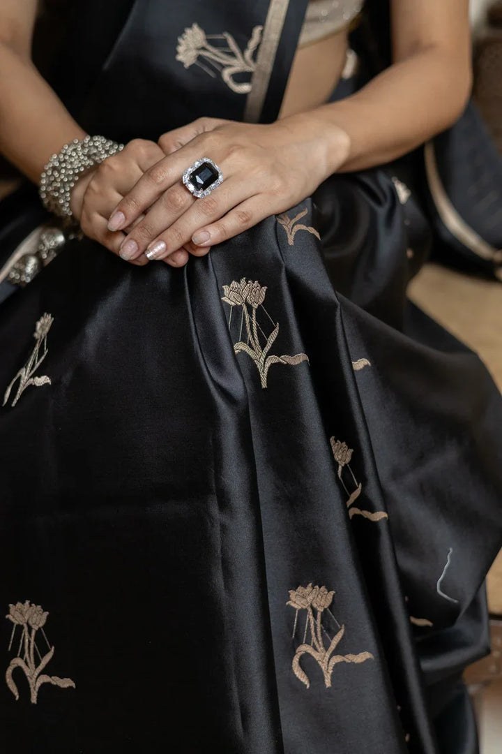 Black Pure Banarasi Handloom Mashru Silk Saree