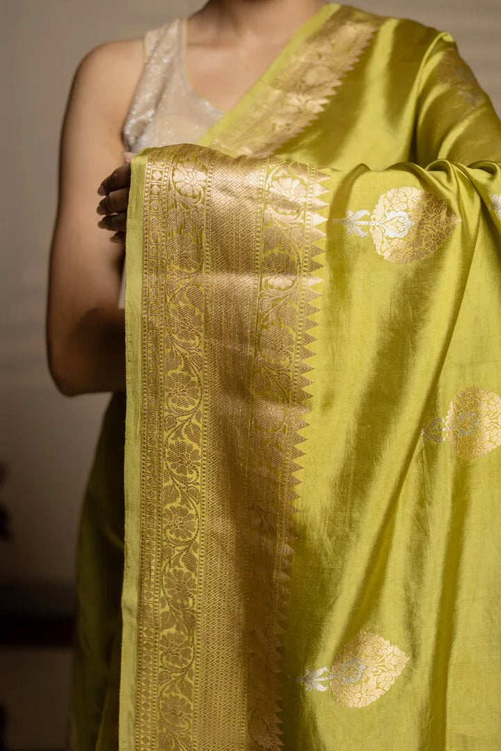 Dusty Green Pure Silk Handloom Banarasi Saree