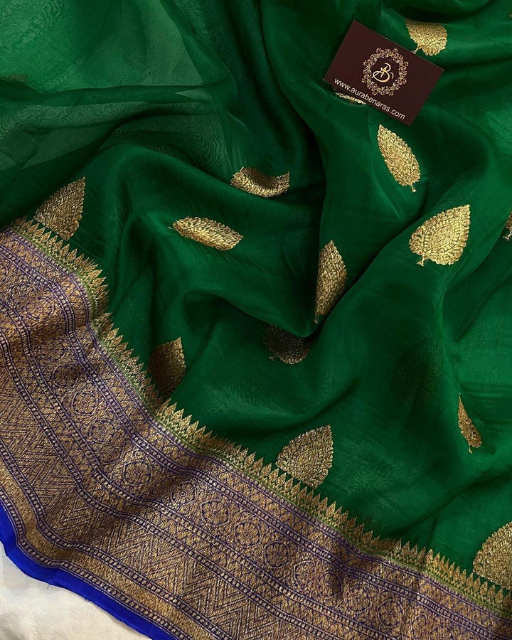 Emerald Green Banarasi Handloom Kora Silk Saree - Aura Benaras