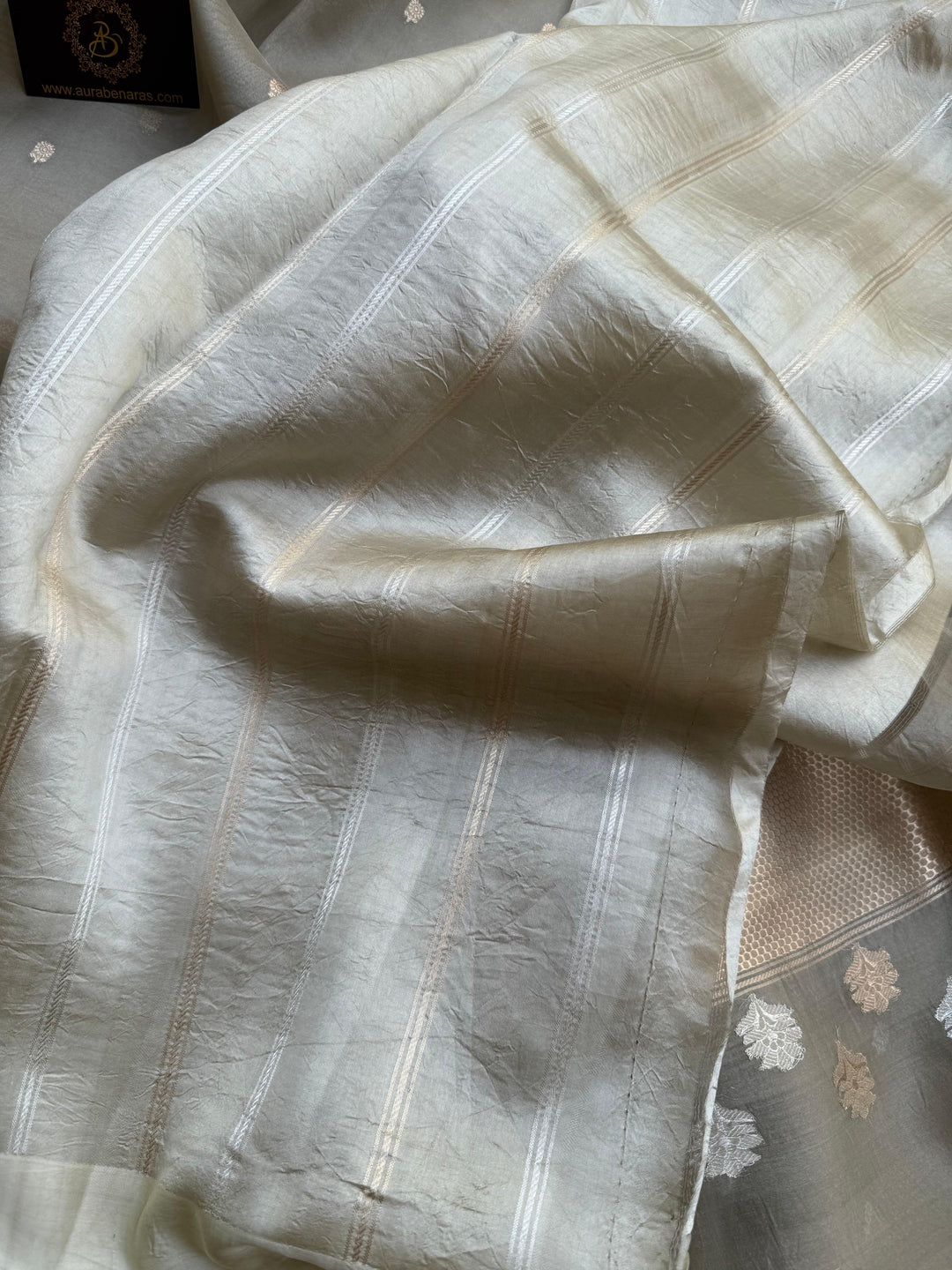 Pure Banarasi Handloom Kora Silk Saree with Kadhwa Butis | Aura Benaras