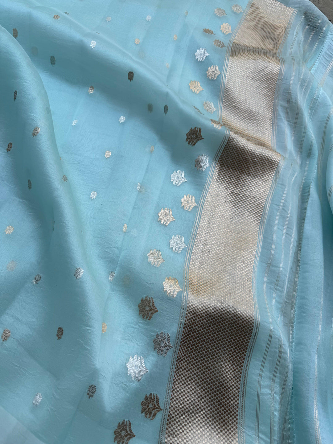 Pani Blue Pure Banarasi Handloom Kora Silk Saree with Kadhwa Buti & Mashru Border