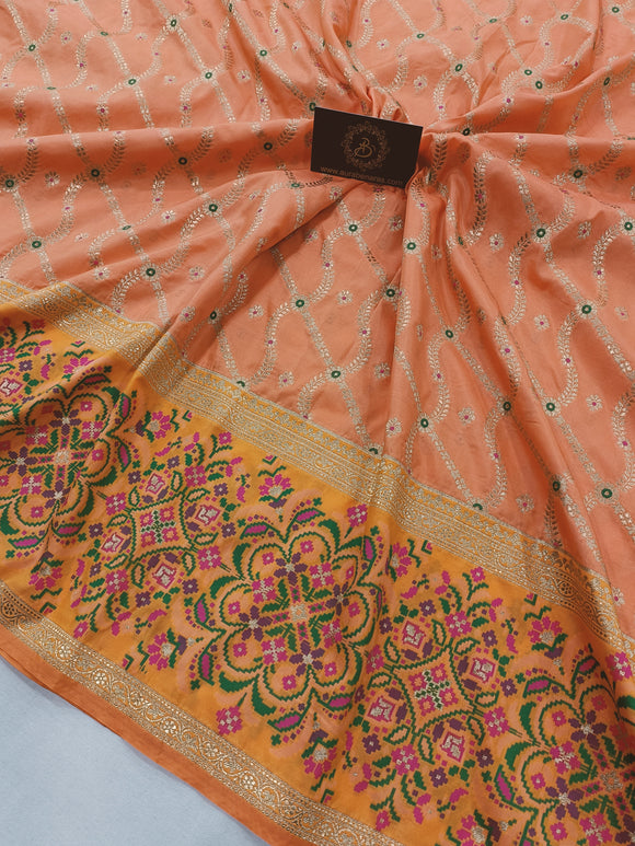 Peach Banarasi Handloom Soft Silk Saree - Aura Benaras