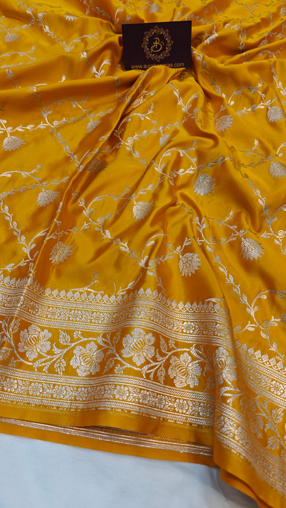 Yellow Banarasi Handloom Satin SIlk Saree - Aura Benaras