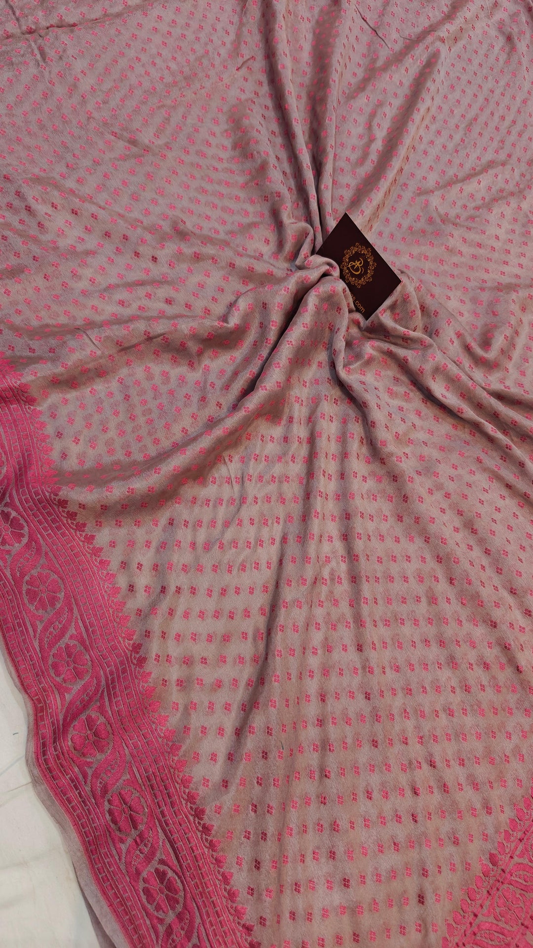 Mauve Shade Khaddi Chiffon Banarasi Handloom Saree - Aura Benaras