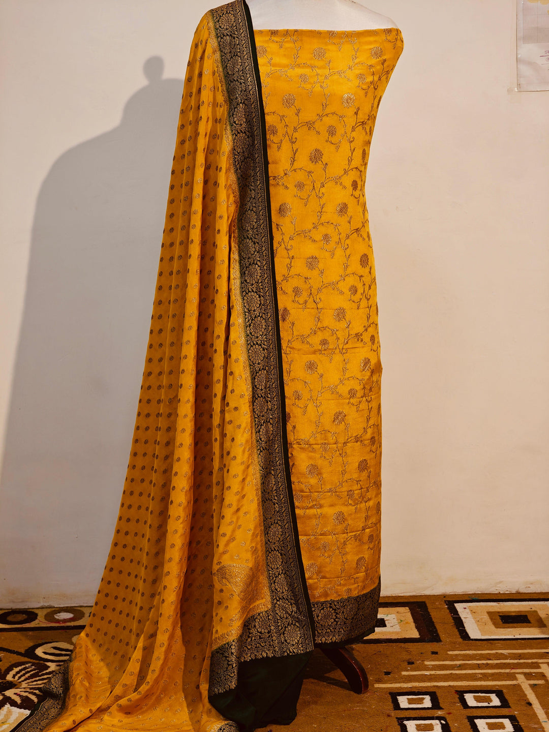 Yellow Banarasi Crepe Silk Suit - Aura Benaras