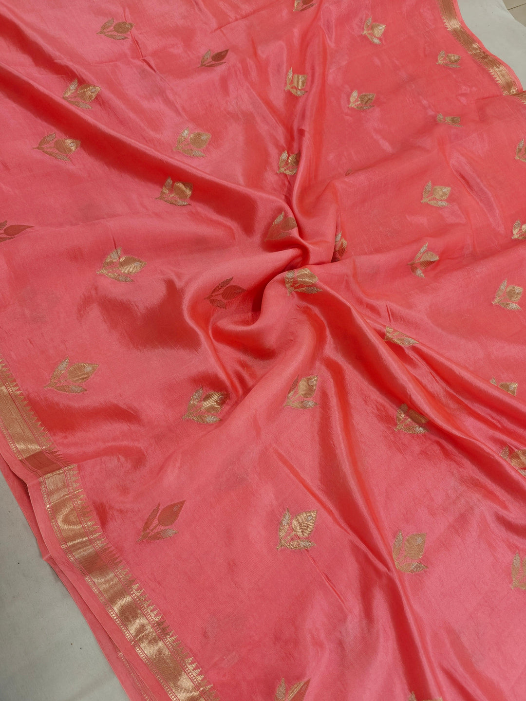 Peach Pure Banarasi Handloom Silk Saree - Aura Benaras