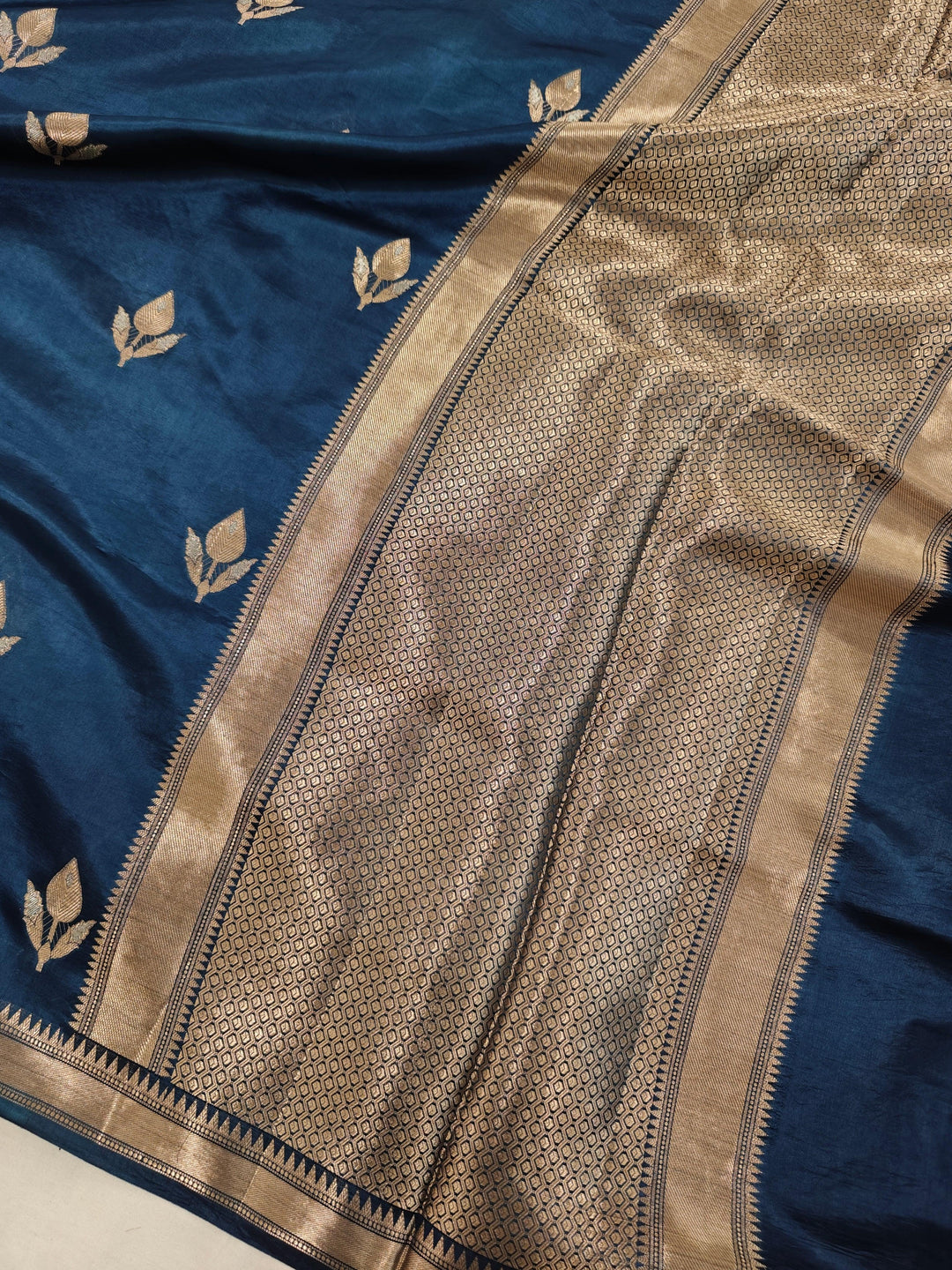 Teal Pure Banarasi Handloom Silk Saree - Aura Benaras