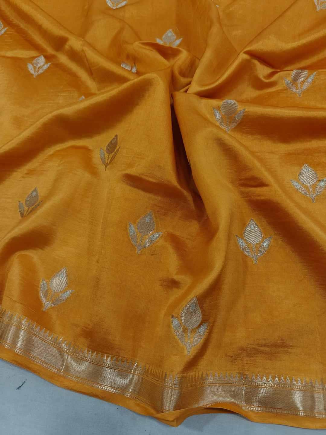 Mustard Yellow Pure Banarasi Handloom Silk Saree - Aura Benaras
