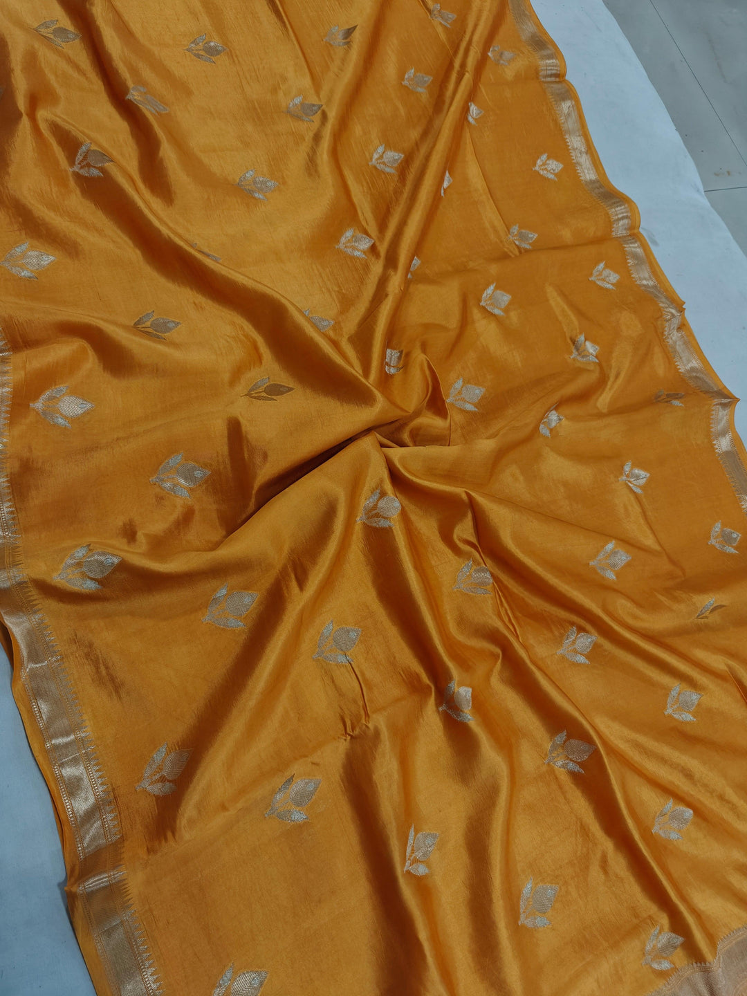 Mustard Yellow Pure Banarasi Handloom Silk Saree - Aura Benaras