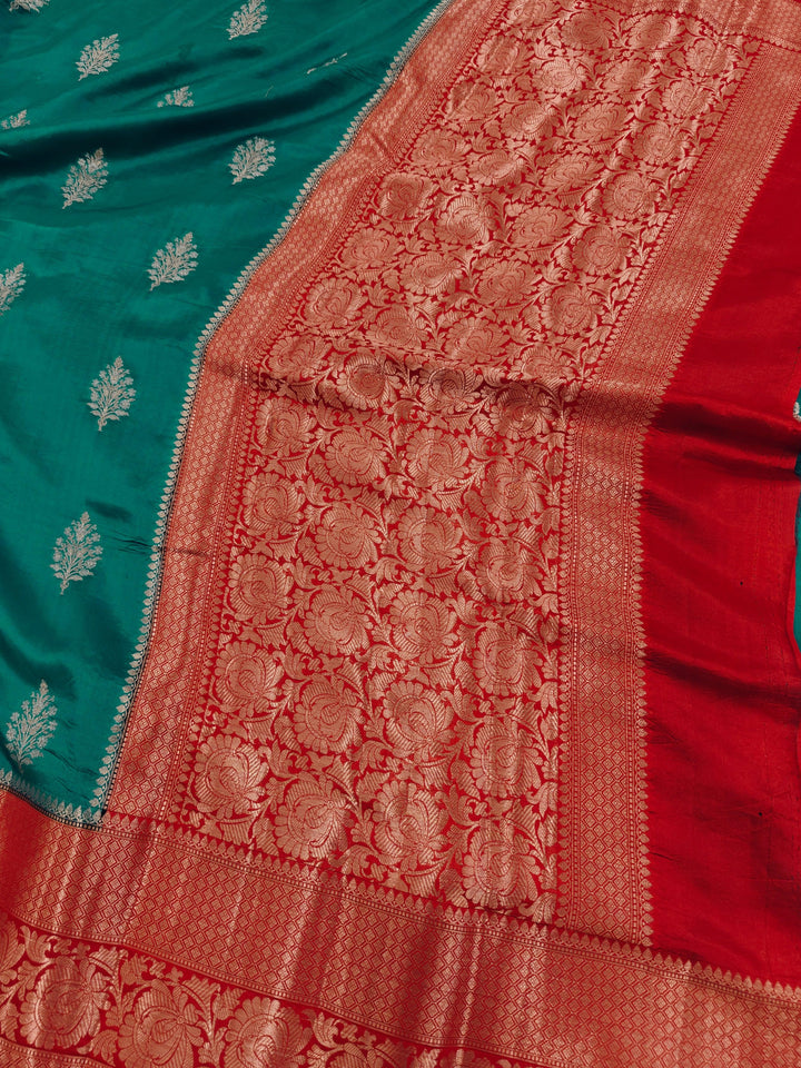 Rama Green Pure Banarasi Handloom Silk Saree - Aura Benaras