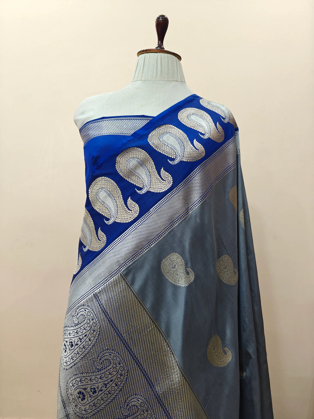 Grey Pure Katan Silk Handloom Banarasi Saree