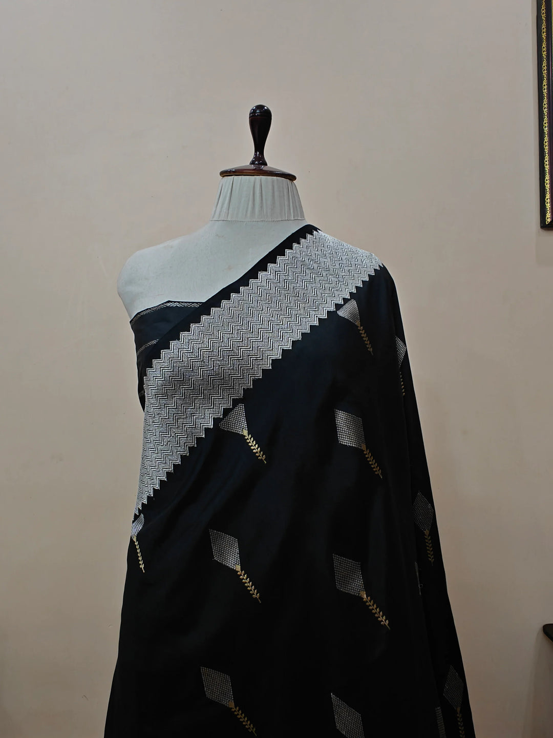 Black Pure Banarasi Handloom Katan Silk Saree