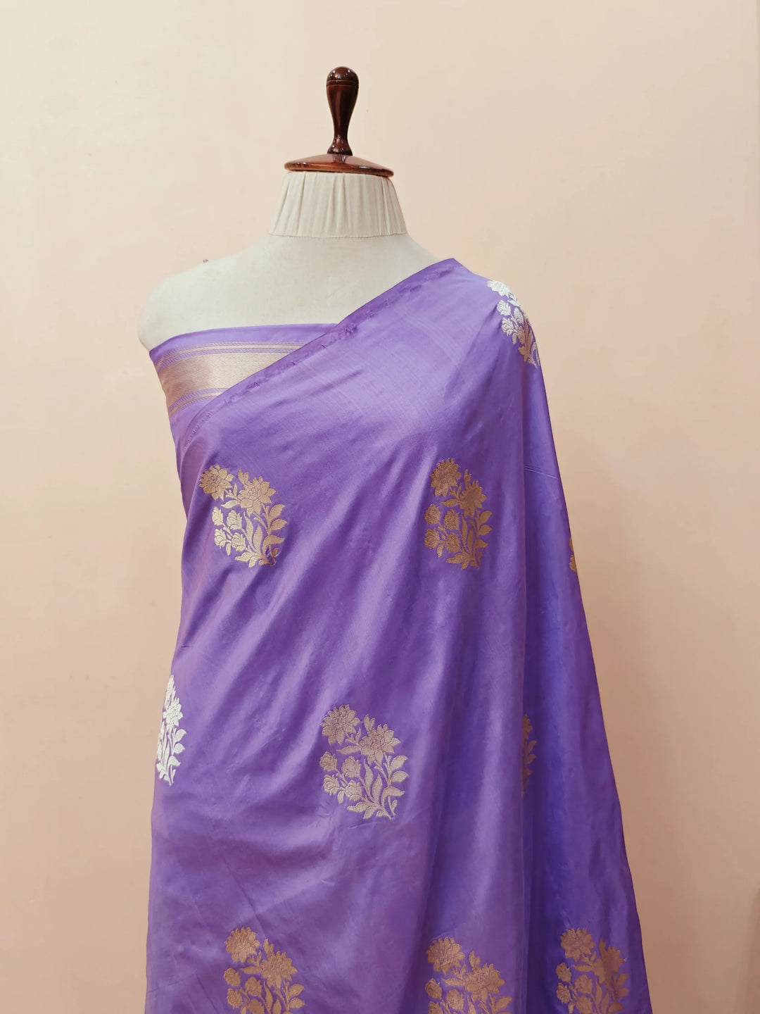 Lavender Pure Banarasi Handloom Katan Silk Saree
