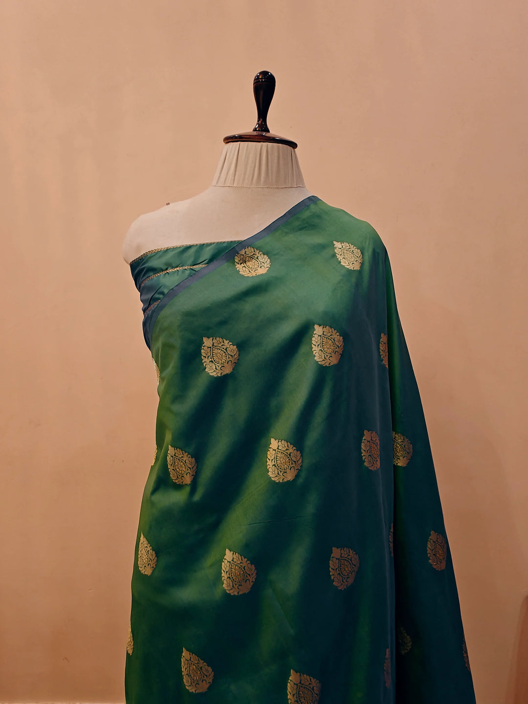 Peacock Pure Banarasi Handloom Katan Silk Saree