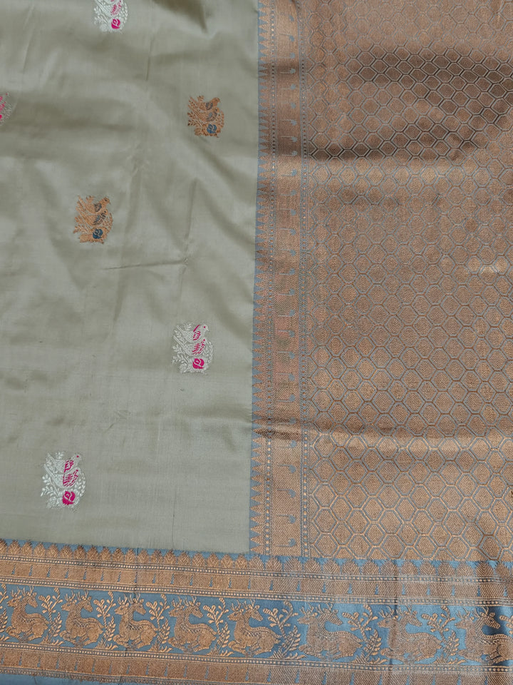 Light Grey Pure Katan Silk Handloom Banarasi Saree