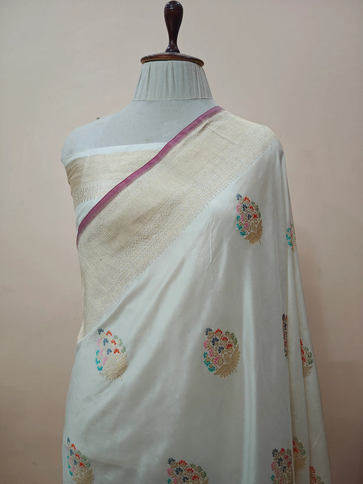 Off White Pure Katan Silk Handloom Banarasi Saree