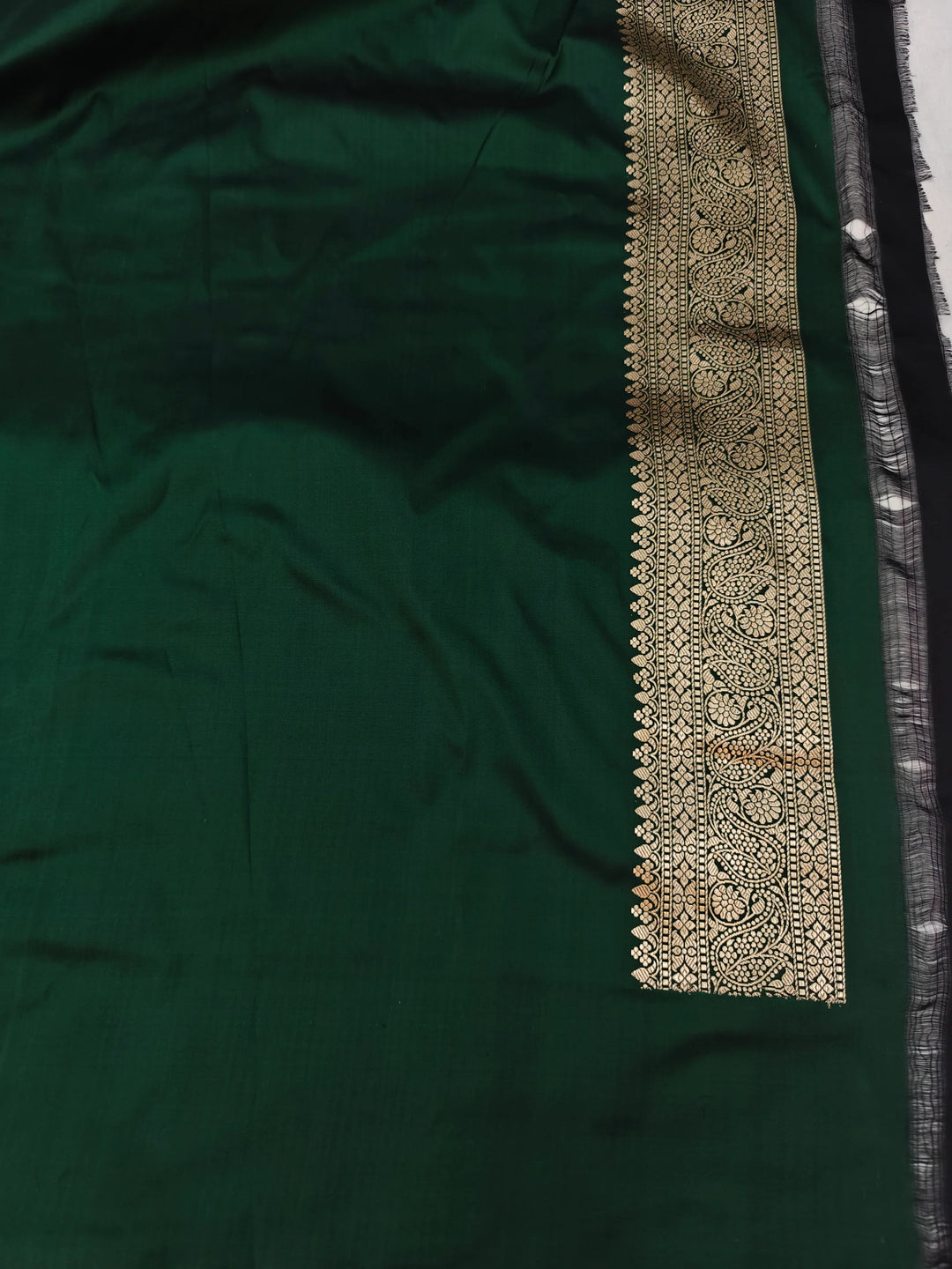 Bottle Green Pure Banarasi Handloom Katan Silk Saree