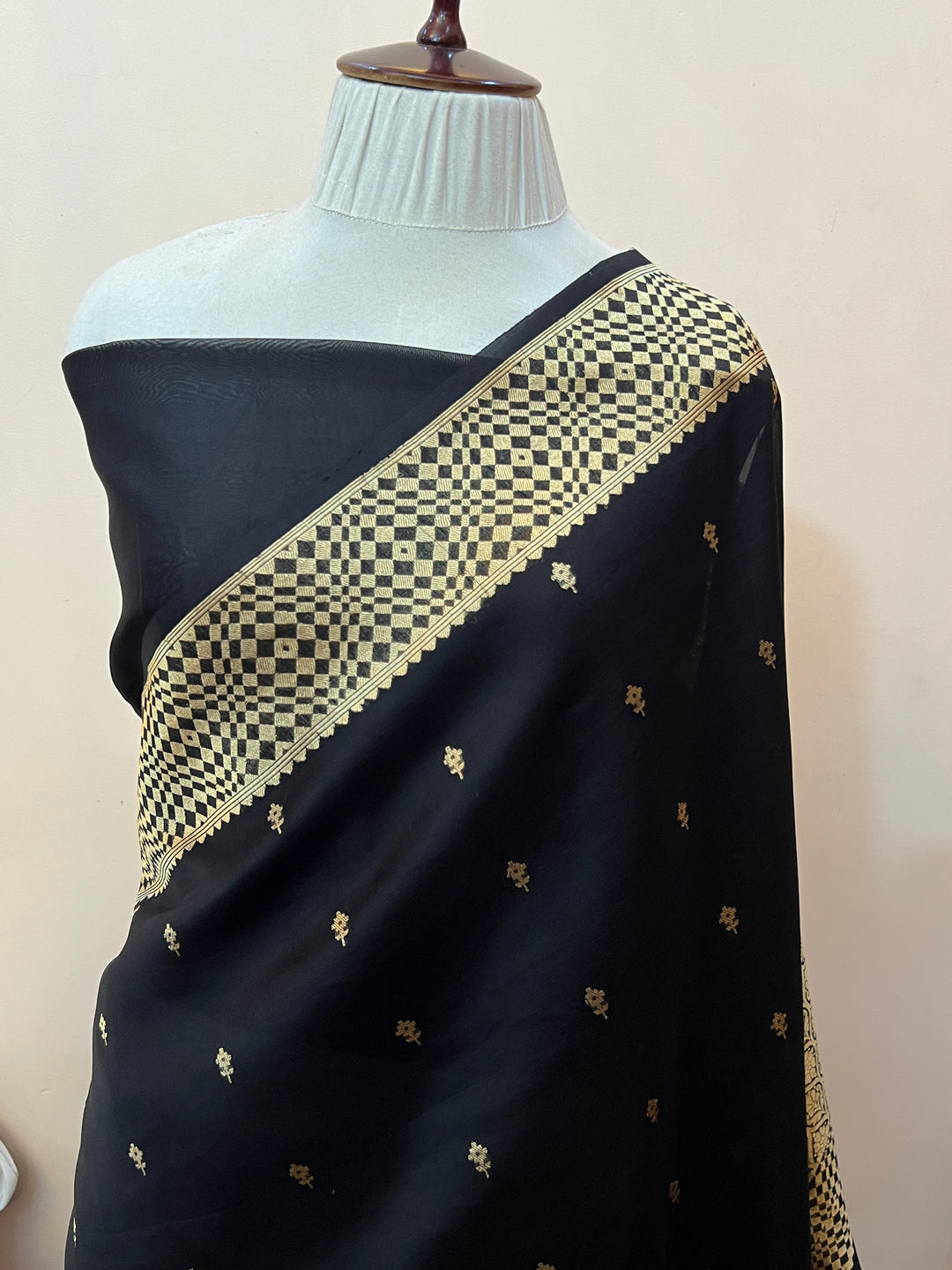 Black Pure Kora Silk Handloom Banarasi Saree