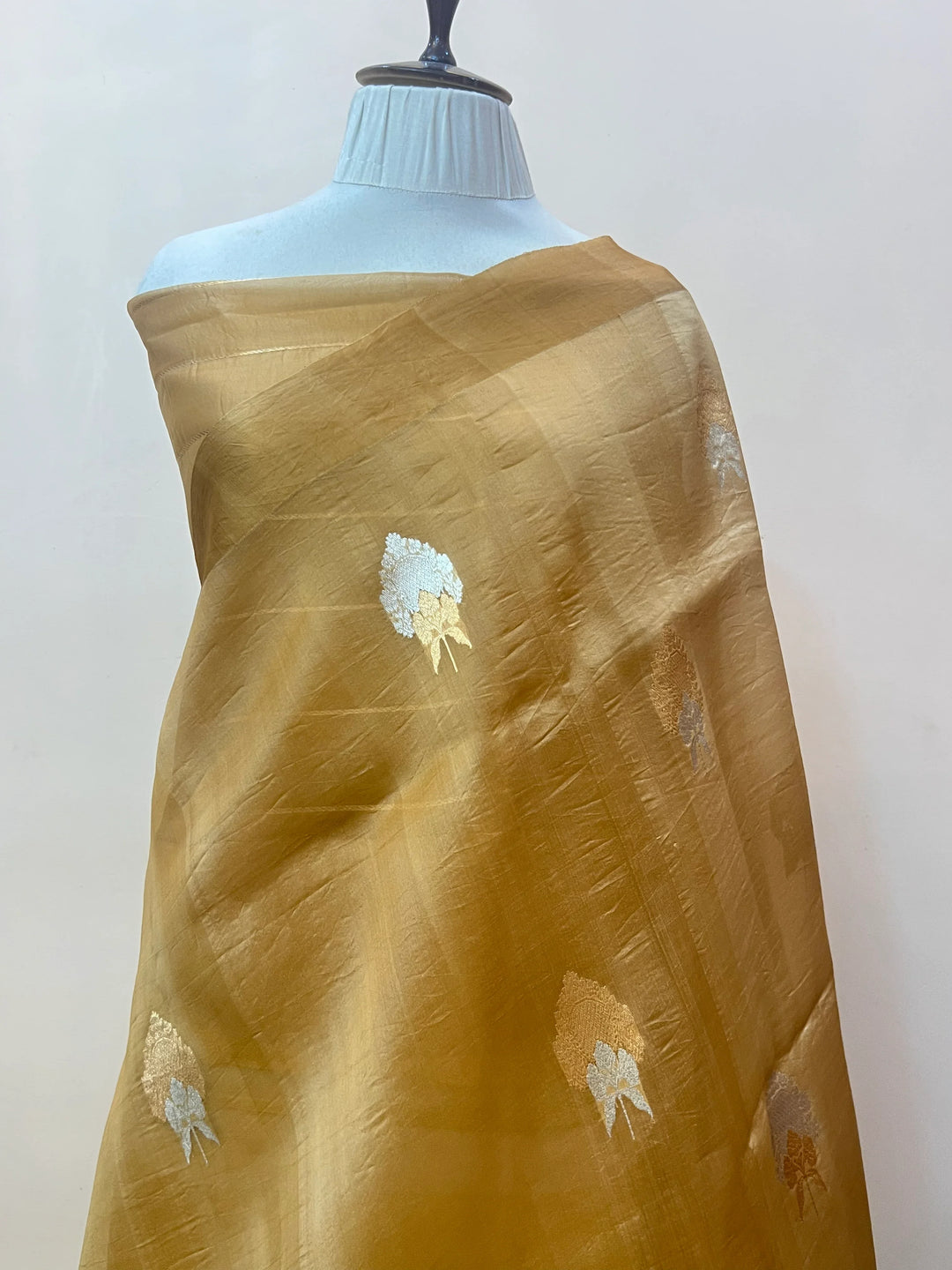 Golden Pure Kora Silk Handloom Banarasi Saree
