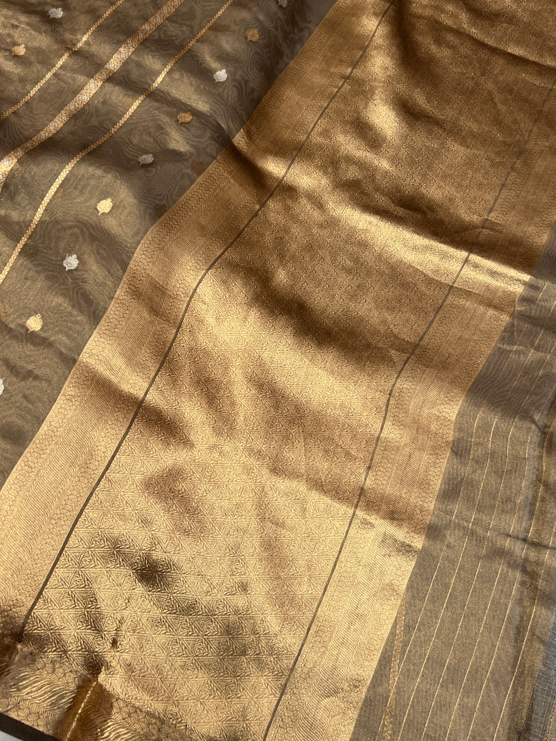 Black Pure Tissue Silk Handloom Banarasi Saree