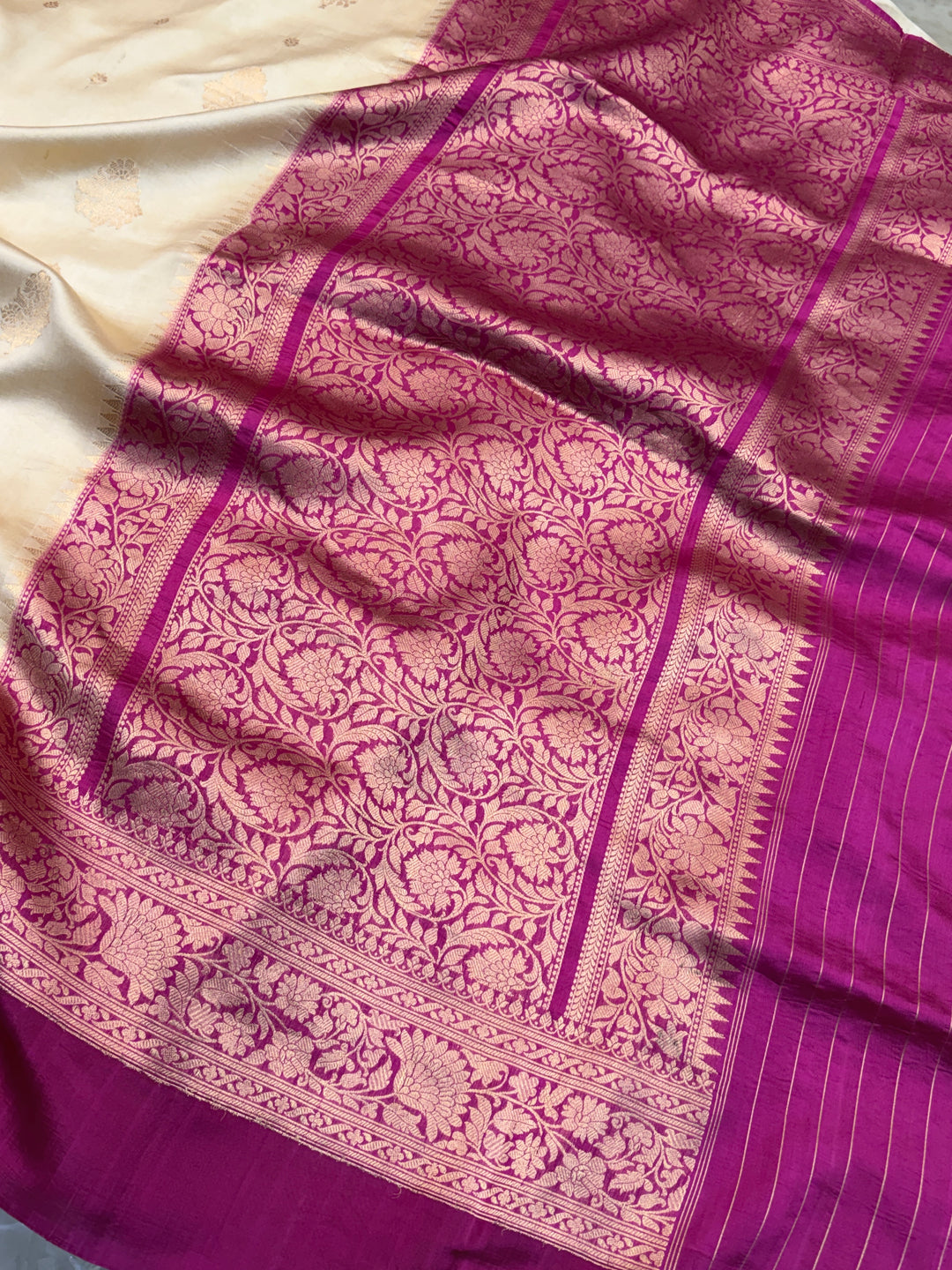 Beige Pure Banarasi Handloom Silk Saree - Aura Benaras