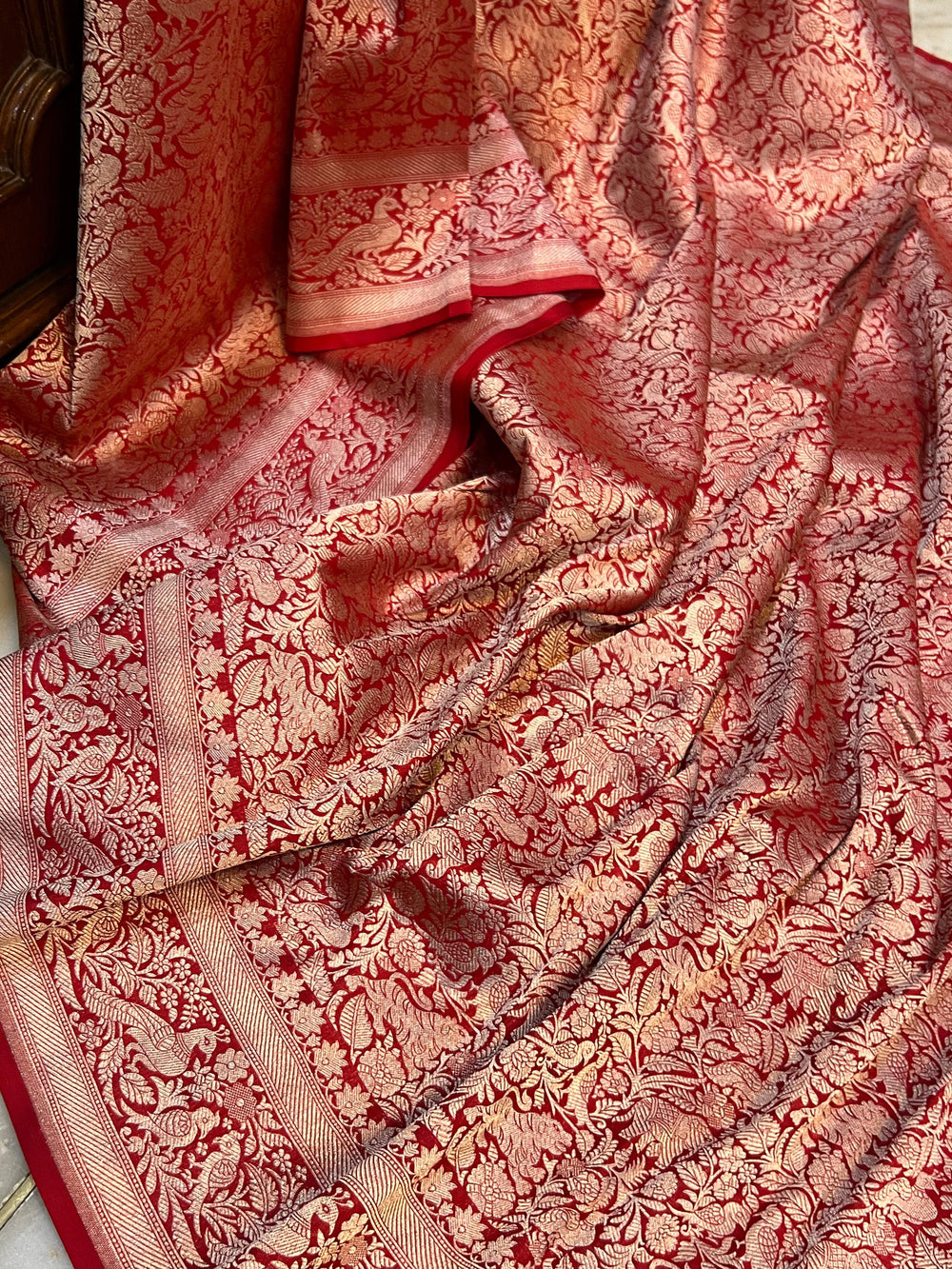 Red Banarasi Handloom Pure Katan Silk Saree - Aura Benaras