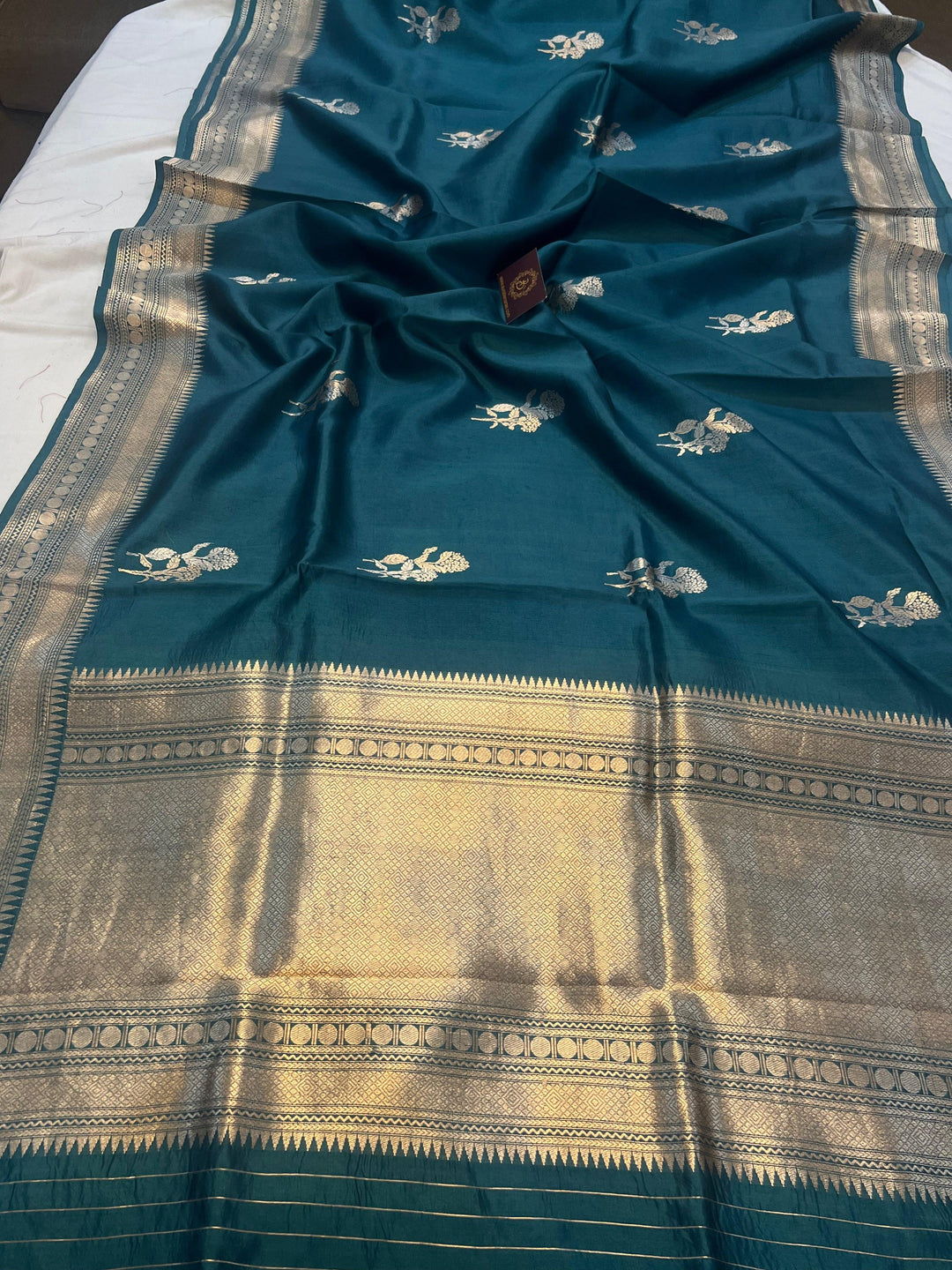 Rama Green Pure Banarasi Handloom Silk Saree