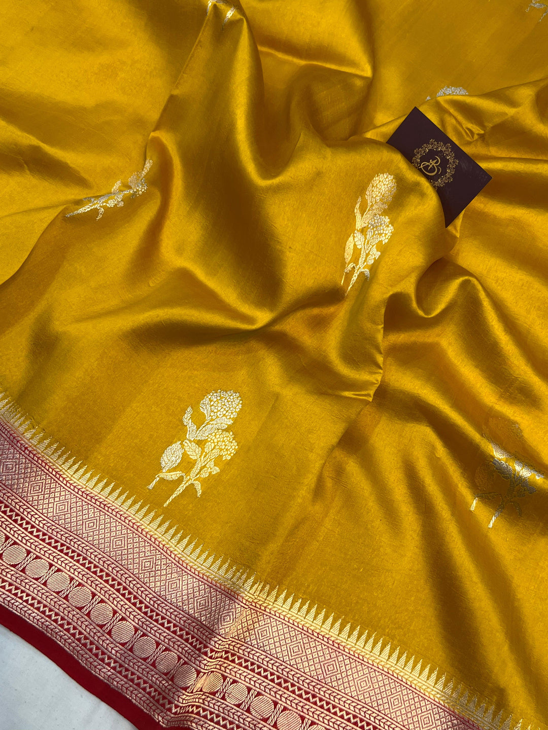Mustard Yellow Pure Banarasi Handloom Silk Saree - Aura Benaras