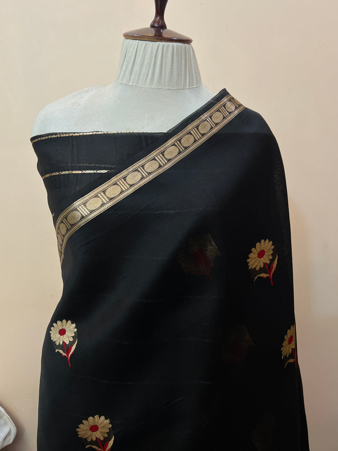 Black Pure Kora Silk Handloom Banarasi Saree
