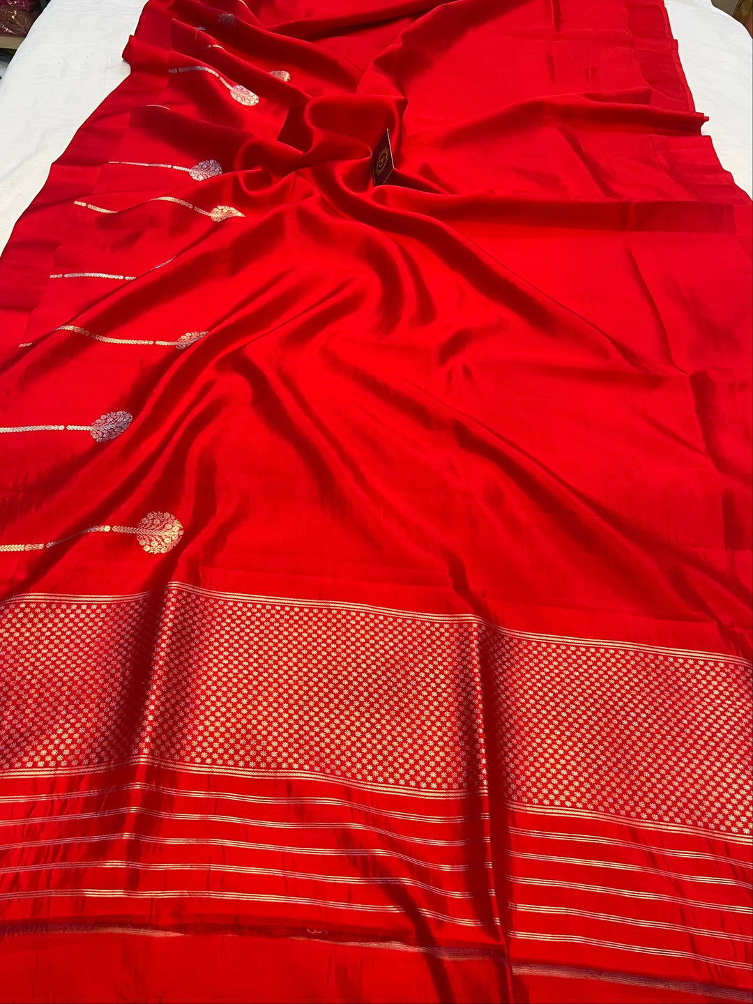 Red Pure Silk Banarasi Plain Saree with Kadhwa Sona Rupa Design 