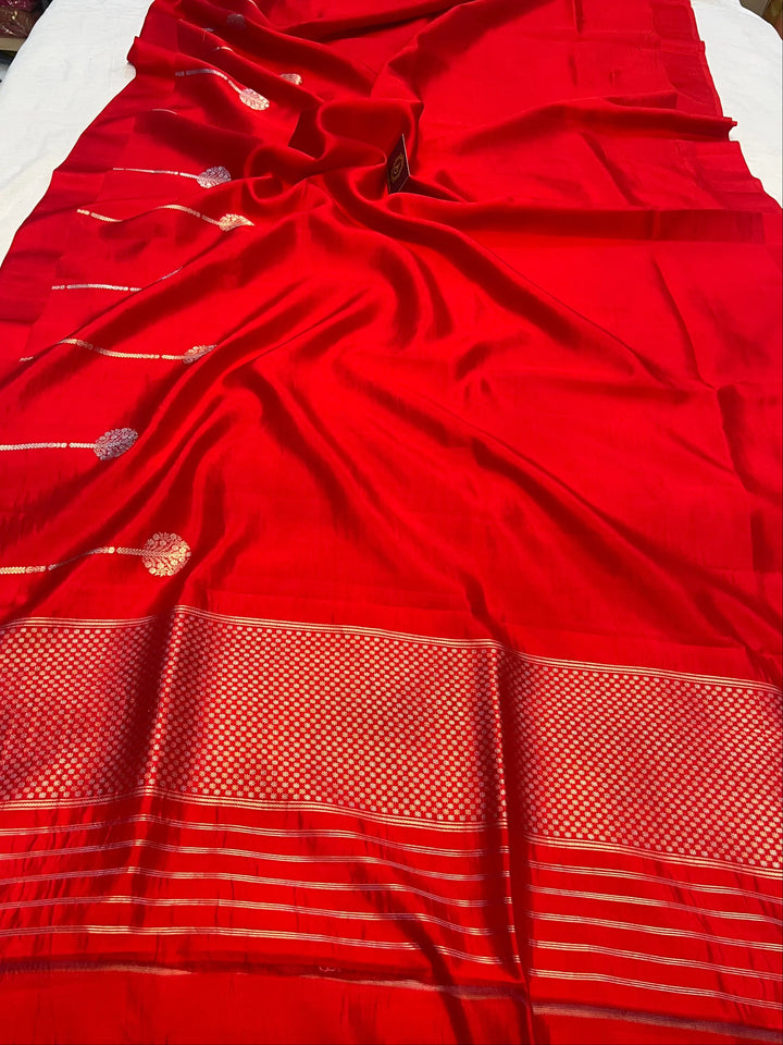 Red Pure Silk Banarasi Plain Saree with Kadhwa Sona Rupa Design 