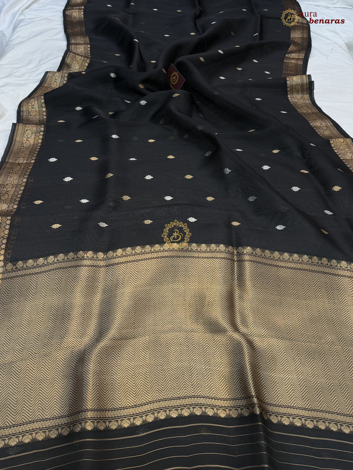 Black Kora Silk Handloom Banarasi Saree | Kadhwa Butis 