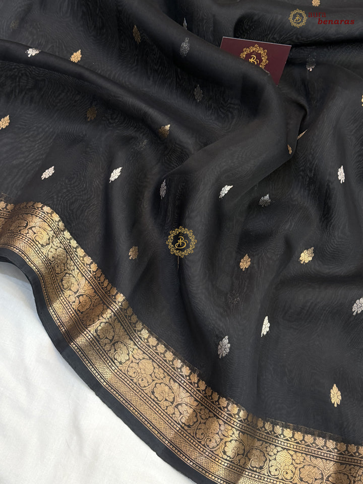 Black Kora Silk Handloom Banarasi Saree | Kadhwa Butis 