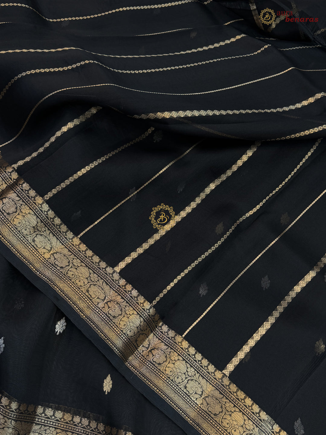 Black Kora Silk Handloom Banarasi Saree | Kadhwa Butis 