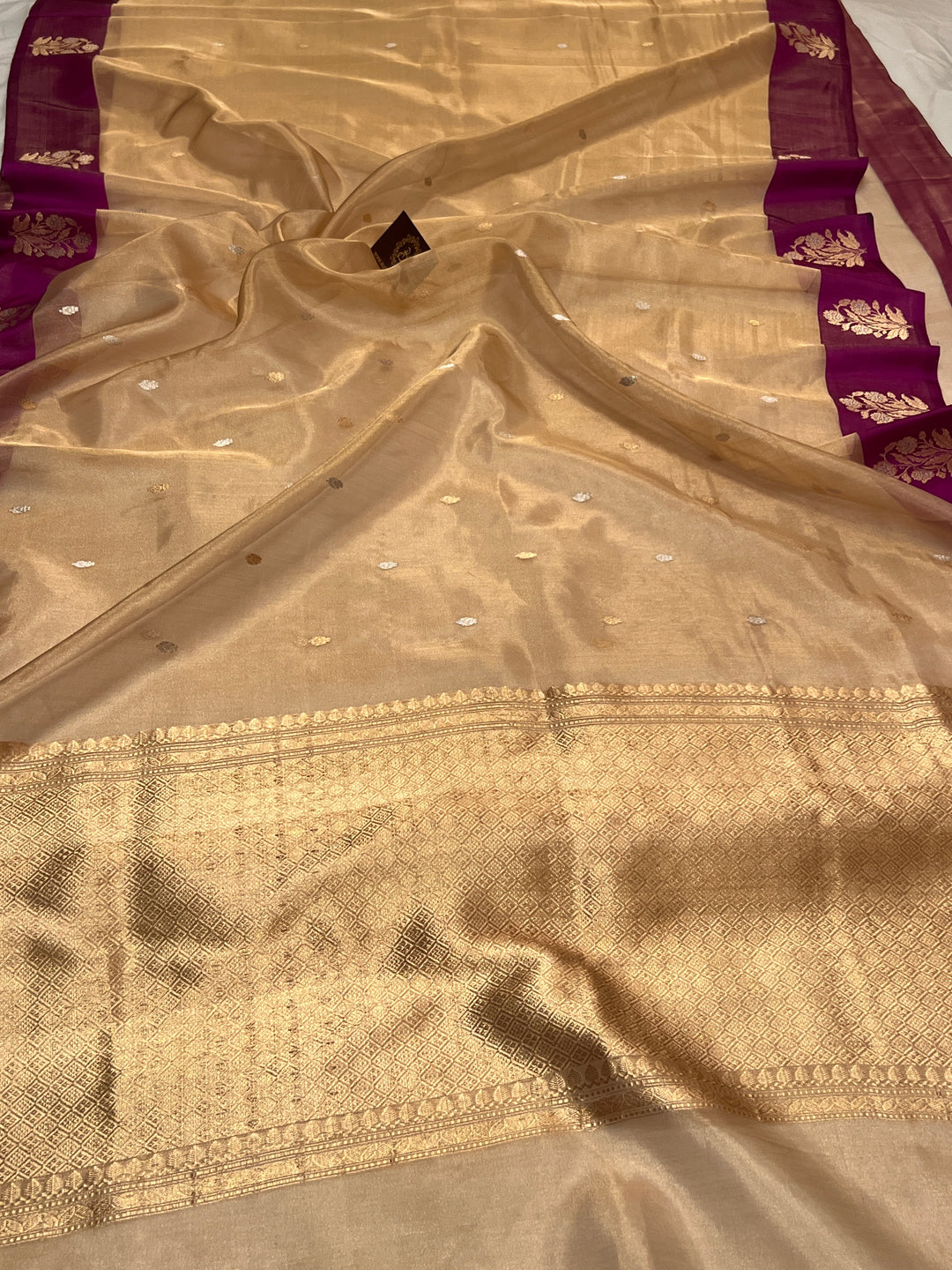 Golden Pure Tissue Silk Handloom Banarasi Saree