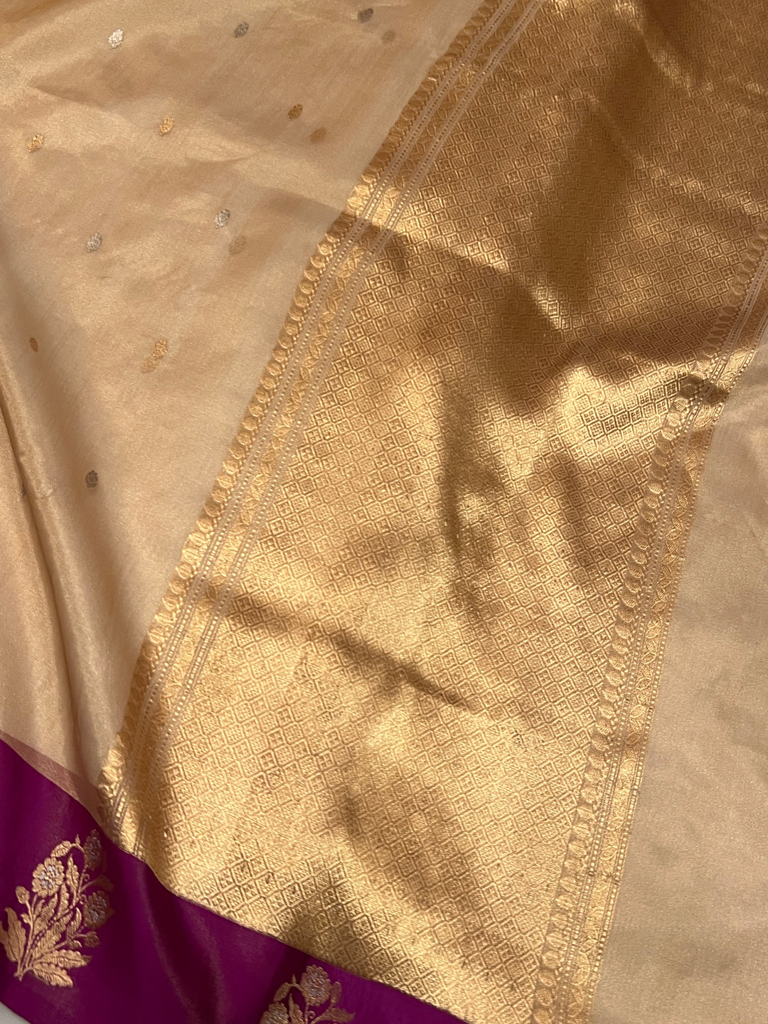 Golden Pure Tissue Silk Handloom Banarasi Saree