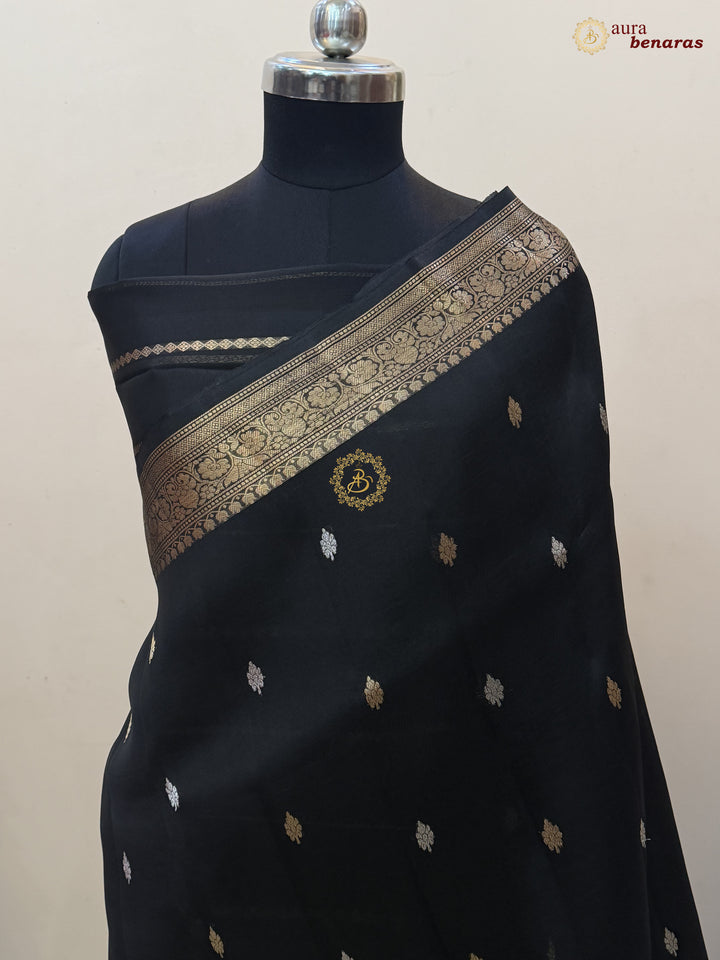 Black Kora Silk Handloom Banarasi Saree | Kadhwa Butis 