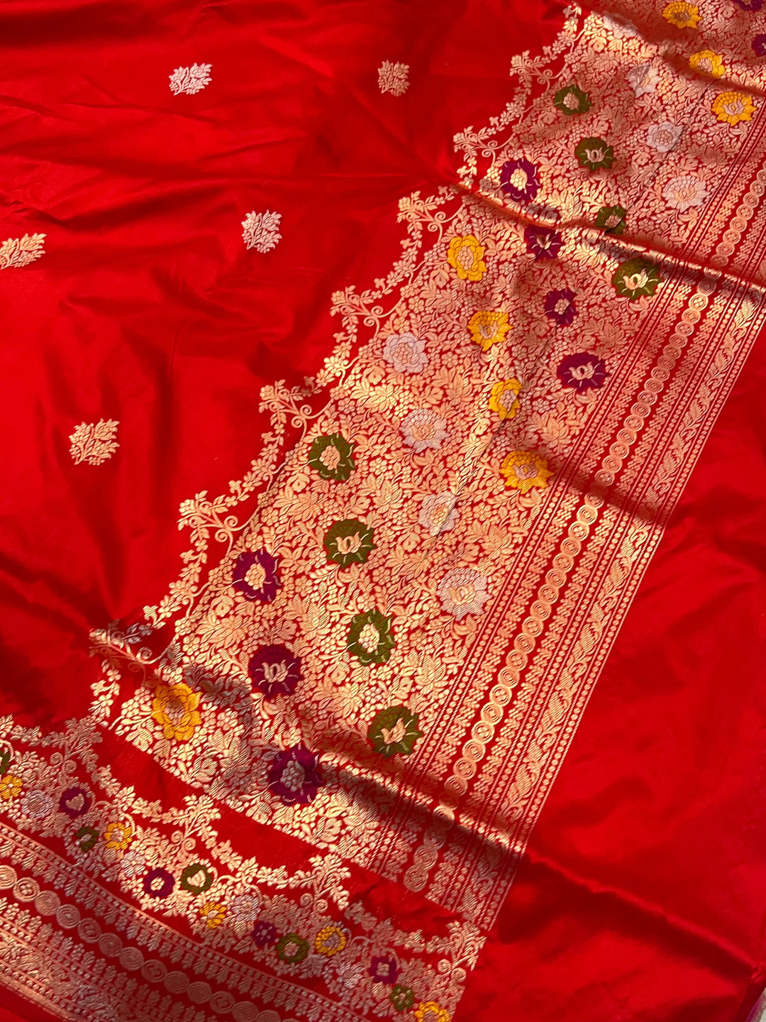 Red Pure Katan Silk Handloom Banarasi Saree – Aura Benaras
