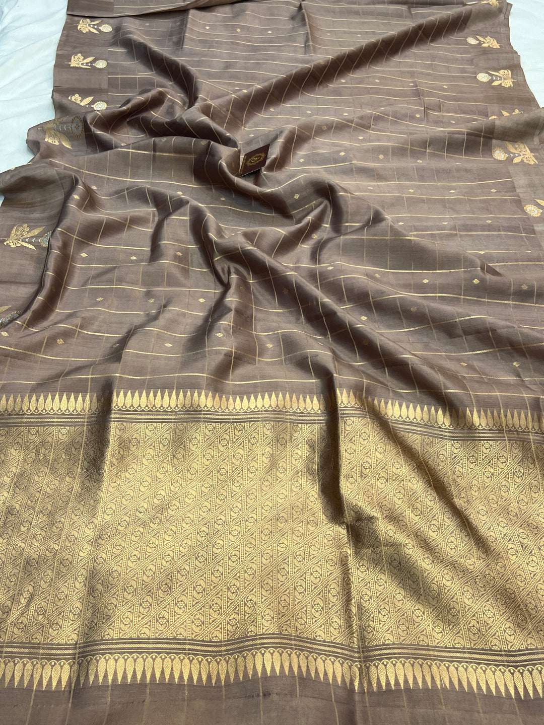 Grey Pure Banarasi Handloom Silk Saree
