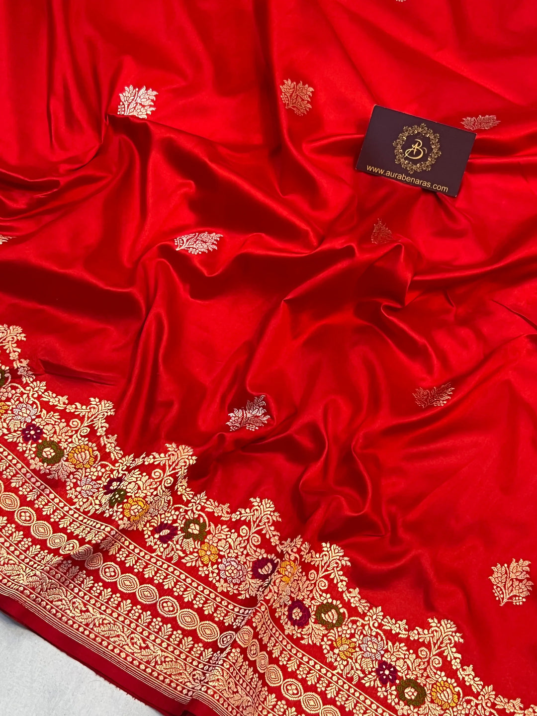 Red Pure Katan Silk Handloom Banarasi Saree – Aura Benaras