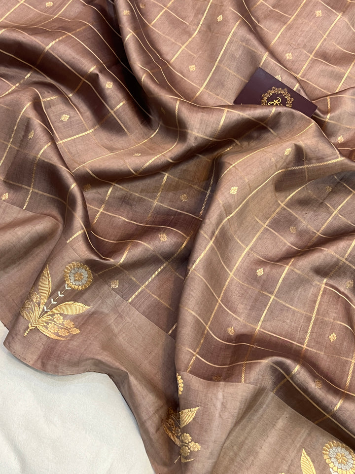 Grey Pure Banarasi Handloom Silk Saree