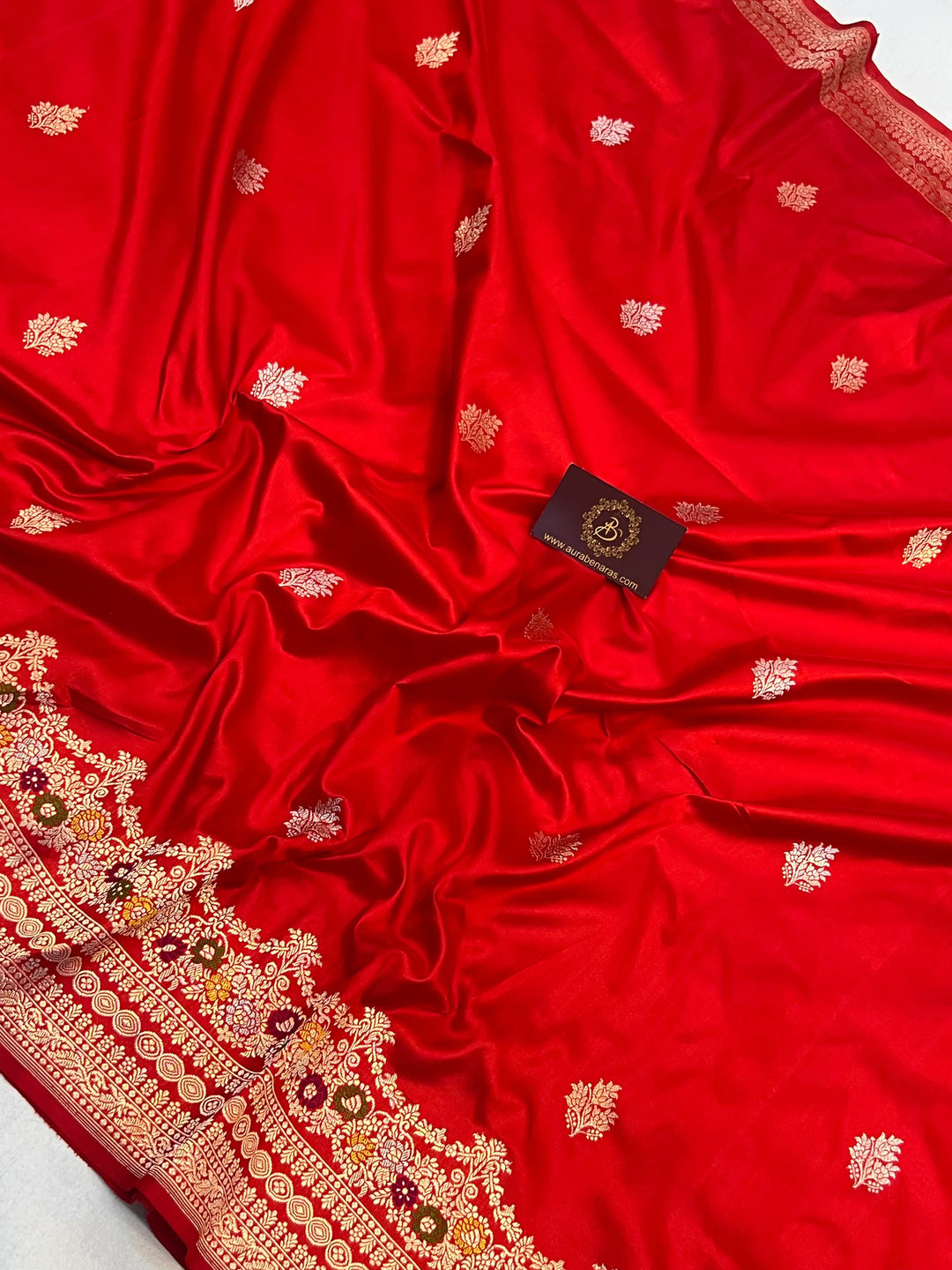 Red Pure Katan Silk Handloom Banarasi Saree – Aura Benaras