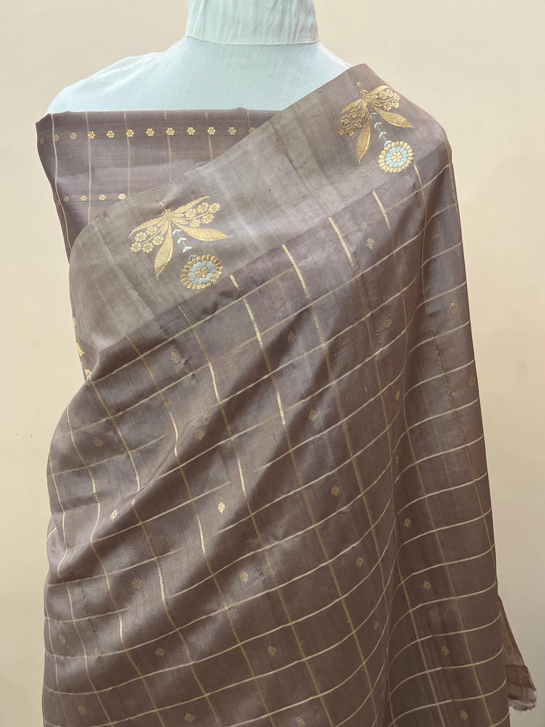 Grey Pure Banarasi Handloom Silk Saree