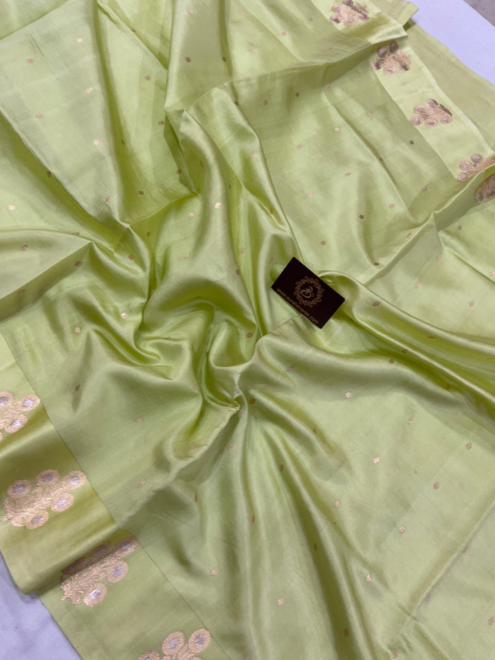 Pastel Pista Green Pure Banarasi Handloom Silk Saree - Aura Benaras