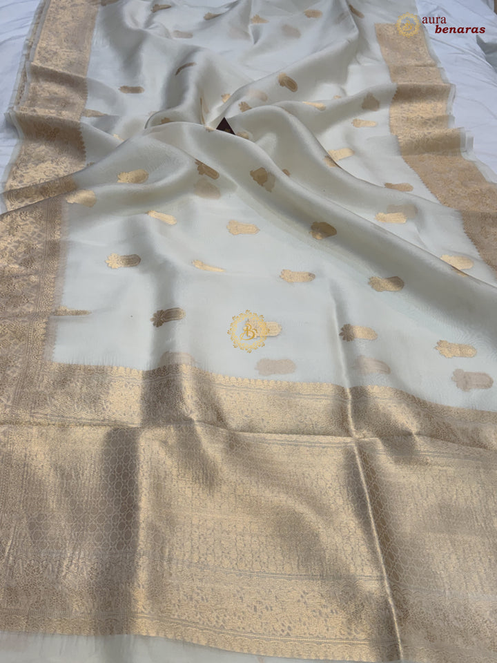 Off White Pure Kora Silk Banarasi Saree AuraBenaras